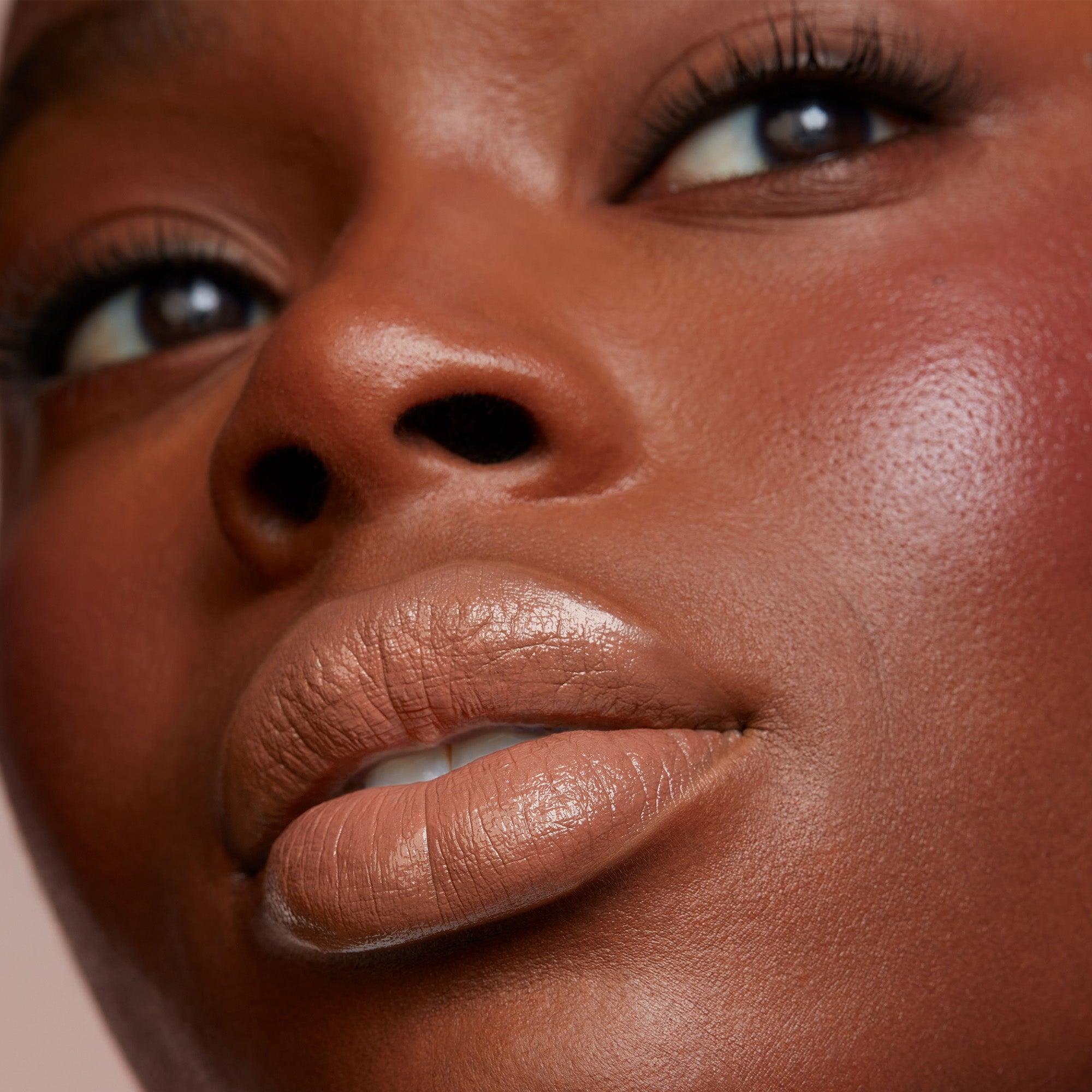 #color_She's Independent (Pink Beige)