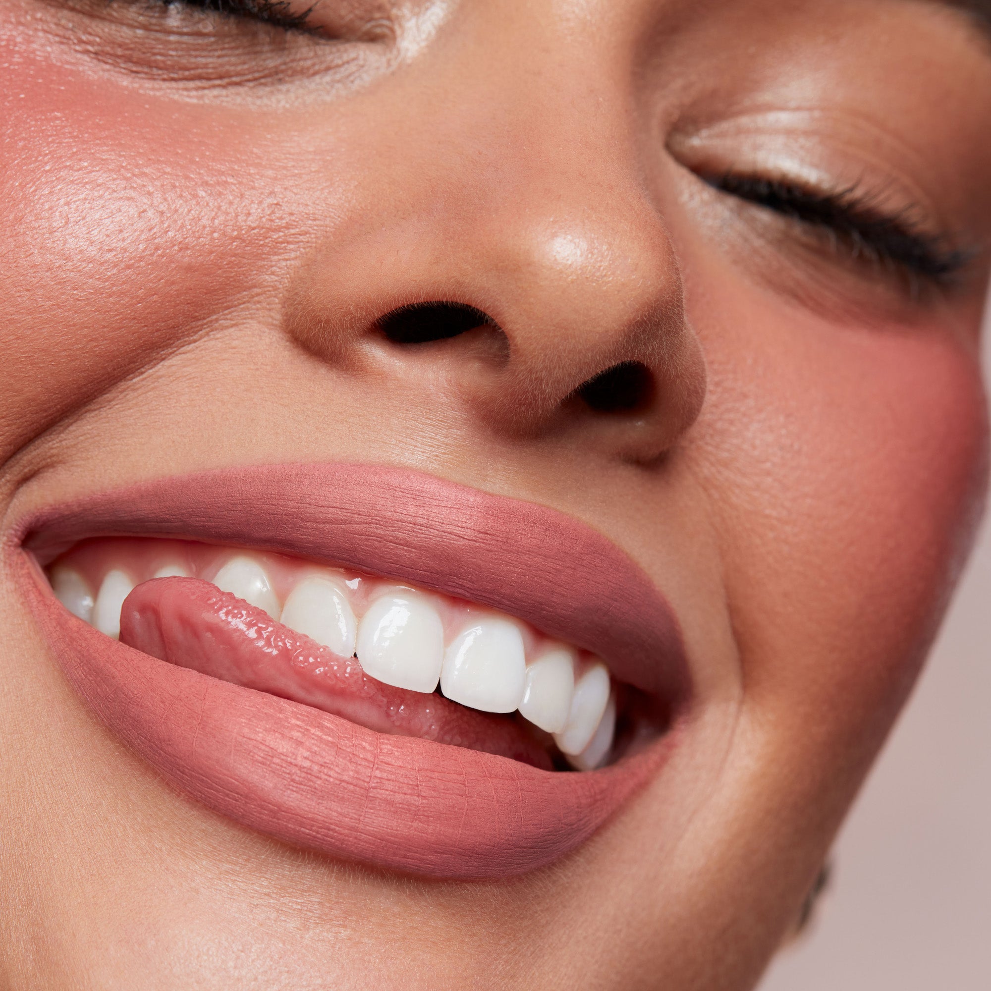 #color_Blushing (Neutral Berry)