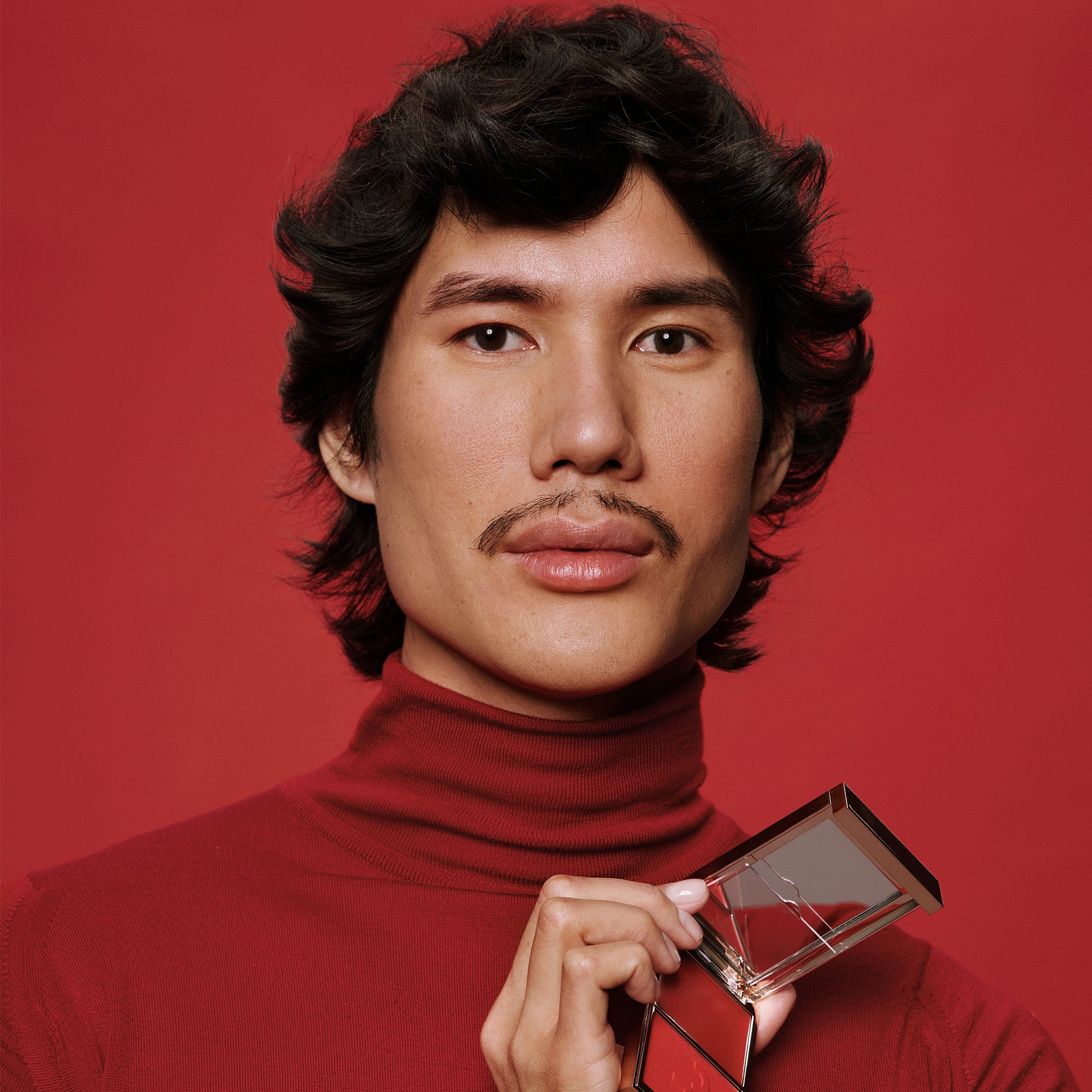 #color_She Left Me On Red (Warm Vivid Red)