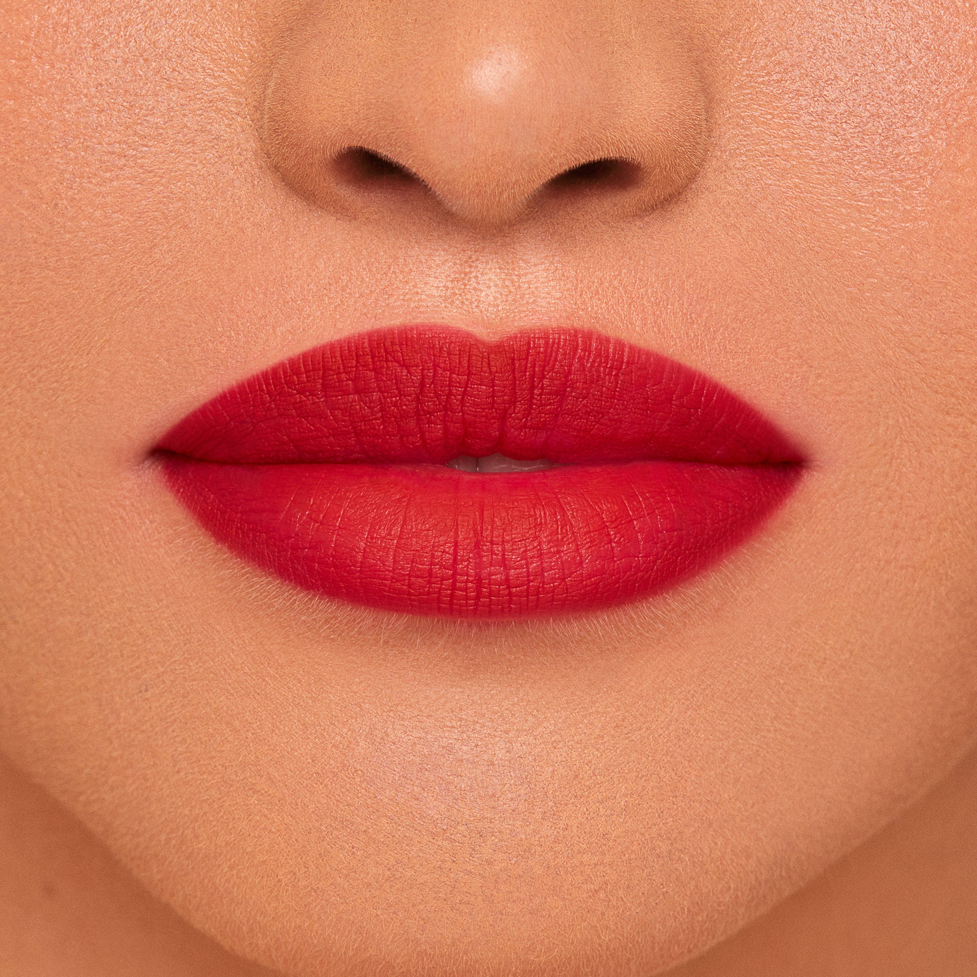 #color_That's Why She's Late (True Red)